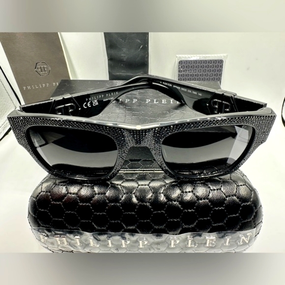 🏆Philipp Plein ICON SPP042S COL.700S‼️Size 54-23-145‼️Stunning🏆 - Picture 15 of 15